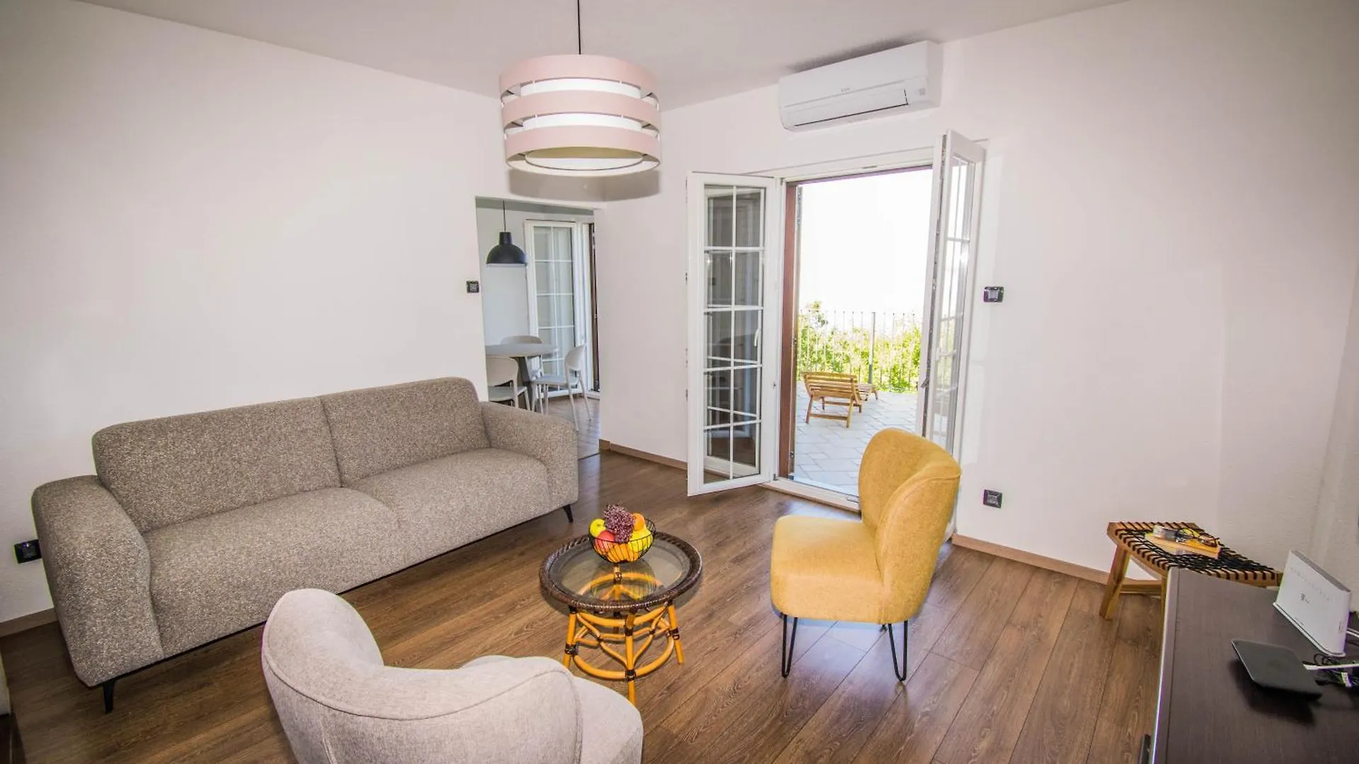 Apartment Vincent With Beautiful Sea View Terrace Klenovica